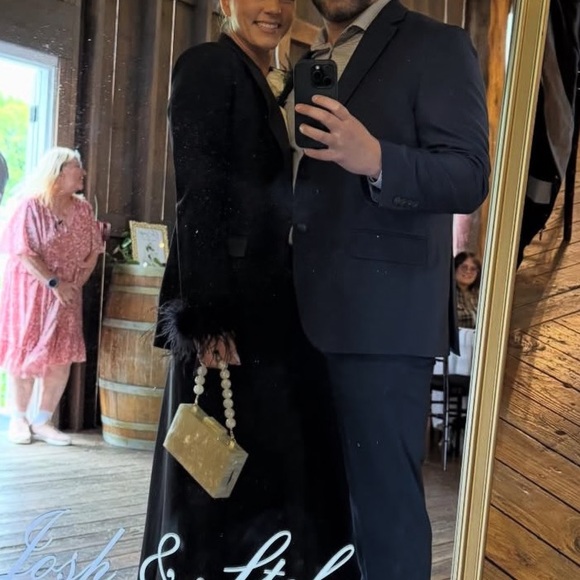 AMAZING MAE Black Feather Cuff Blazer - Picture 6 of 9